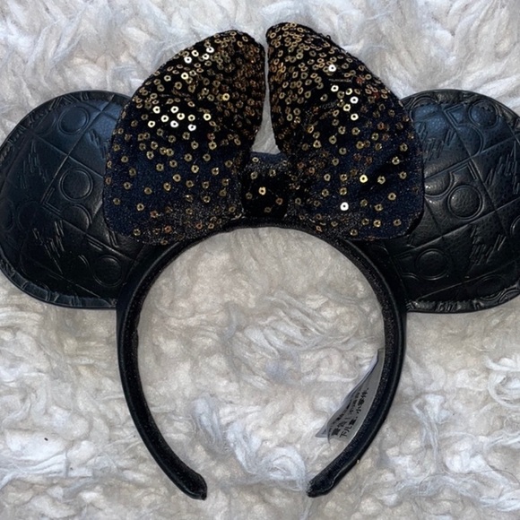Walt Disney World 50th Anniversary Celebration Minnie Mouse ears- Black and Gold - Picture 4 of 5
